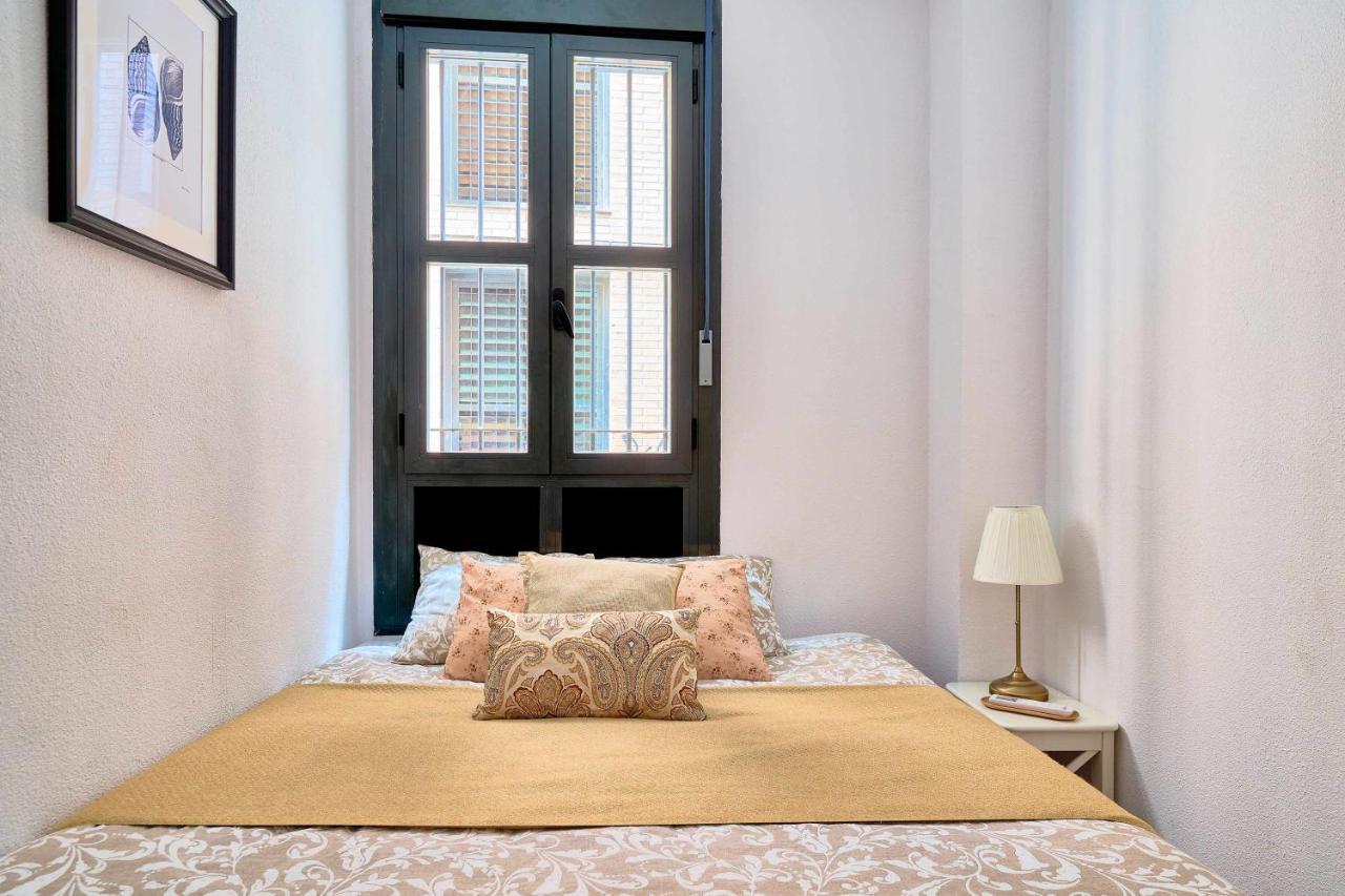 Under The Olive Trees In Historic Center Of Malaga Apartment Bagian luar foto